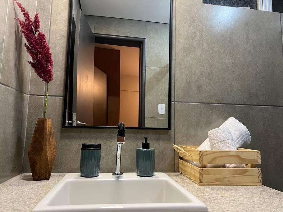 Apartamento Luxuoso Flat Proximo A Praca Civica Goiânia